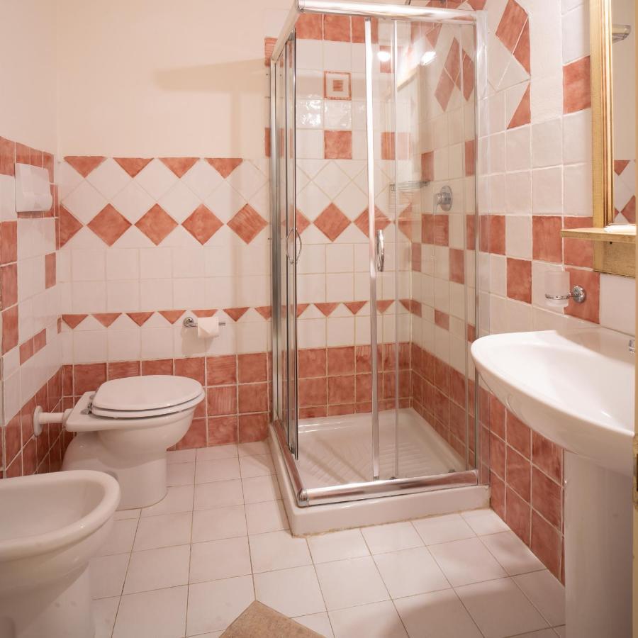 Hotel Pedra Santa Байя Сардиния Экстерьер фото