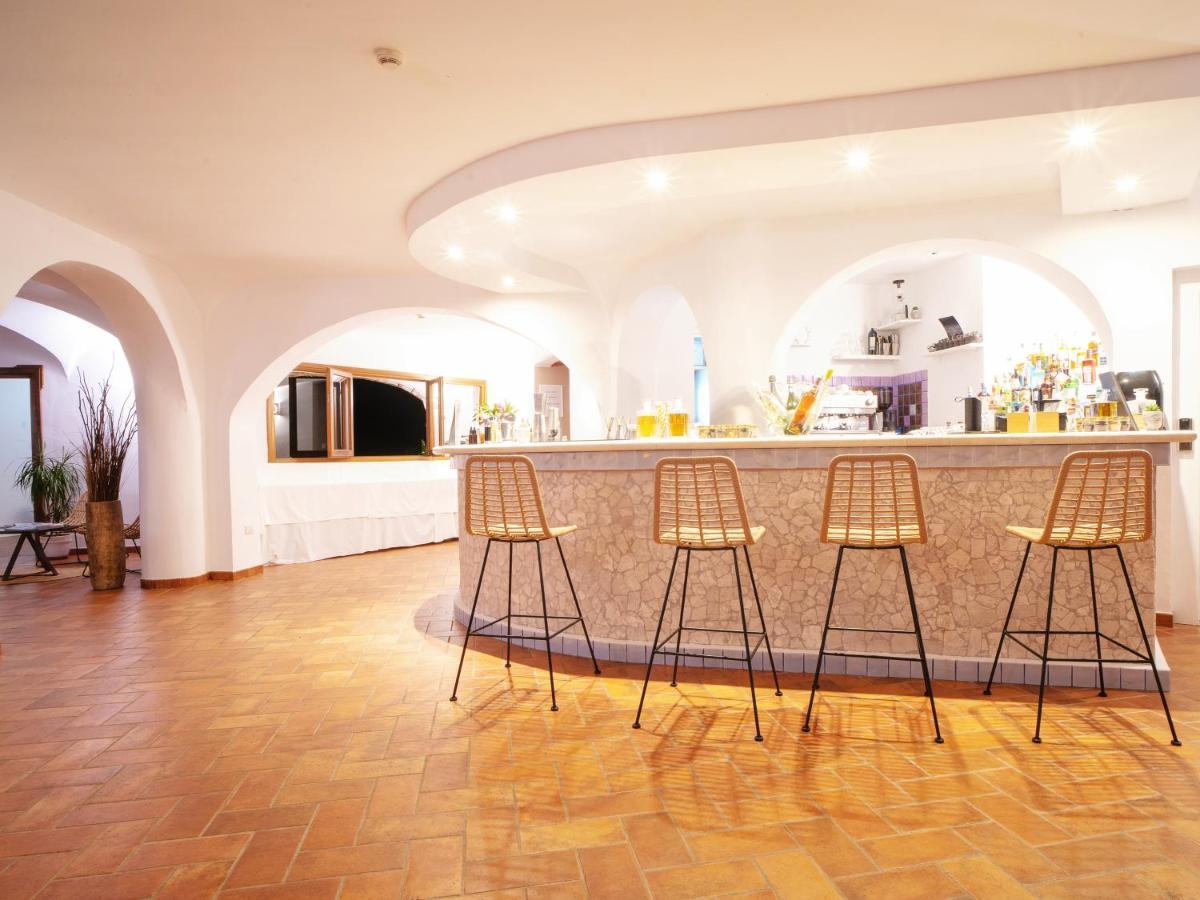 Hotel Pedra Santa Байя Сардиния Экстерьер фото