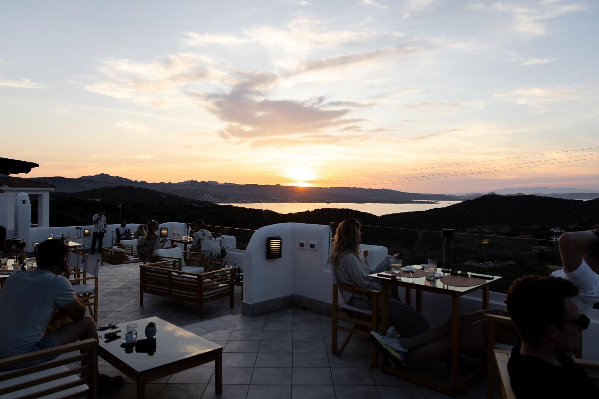 Hotel Pedra Santa Байя Сардиния Экстерьер фото